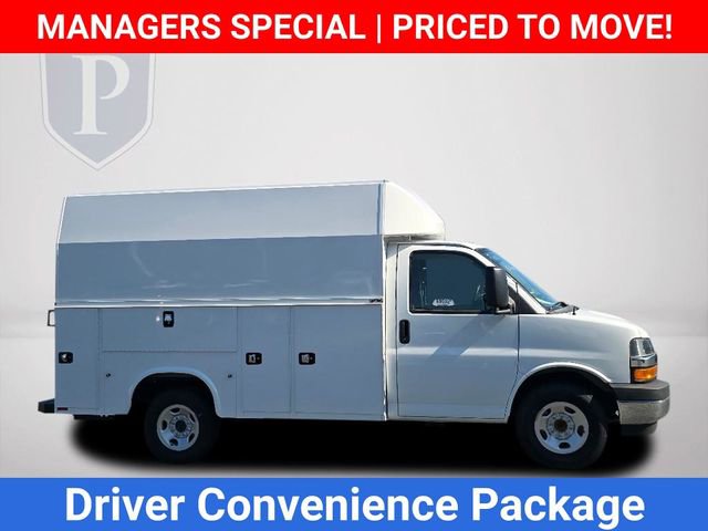 New 2025 Chevrolet Express 3500 w/ Power Convenience Package image 4