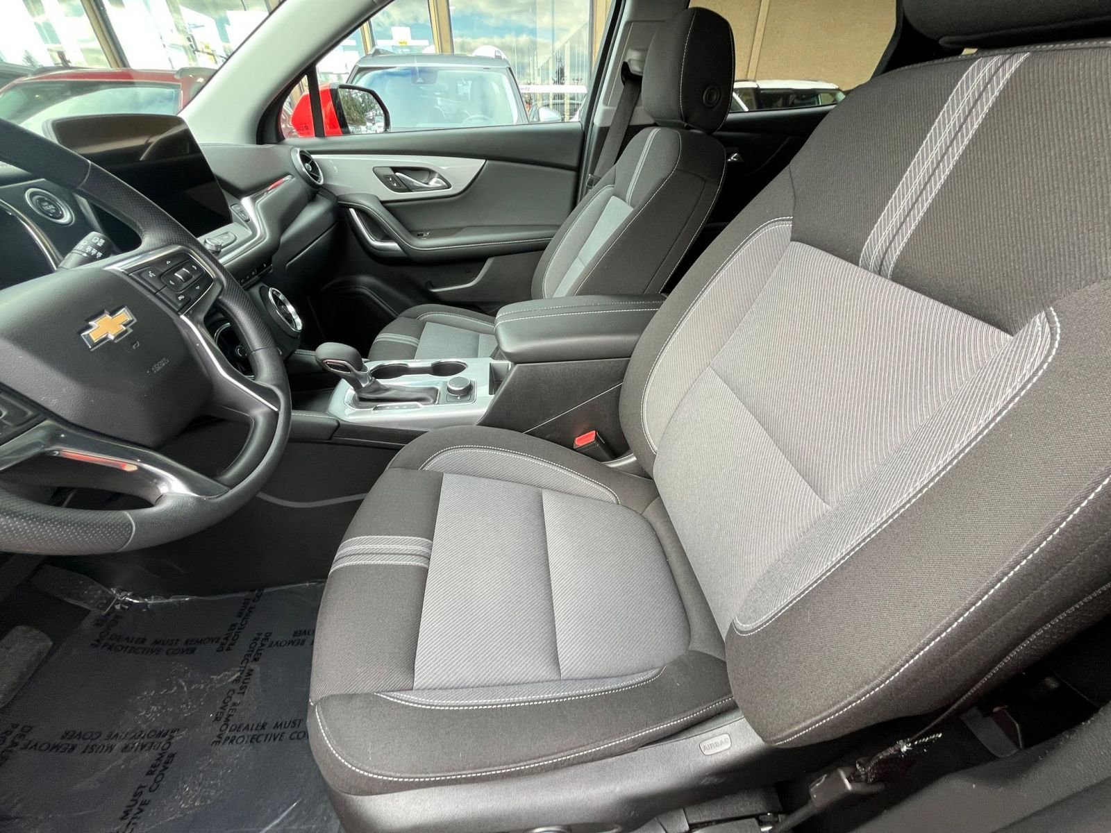 Used 2025 Chevrolet Blazer LT image 28