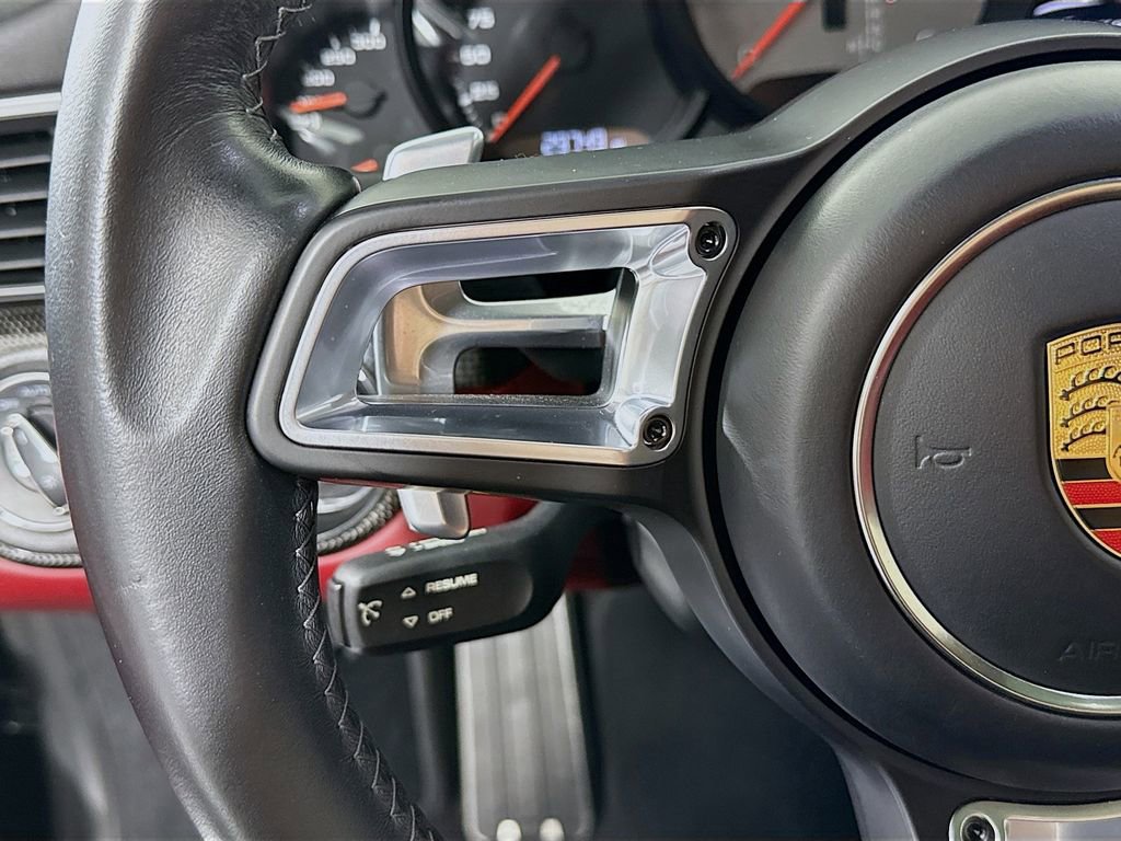 Used 2017 Porsche 911 Carrera 4S image 11