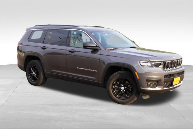 Certified 2024 Jeep Grand Cherokee L Laredo w/ Luxury Tech Group I AWD/4WD image 2
