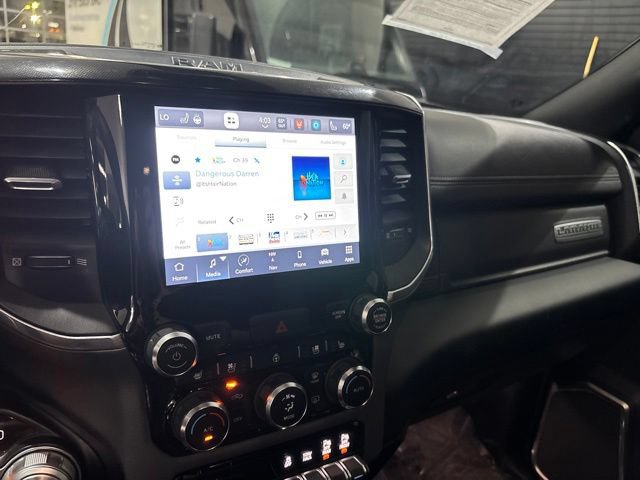 Used 2022 RAM 2500 Laramie AWD/4WD image 26