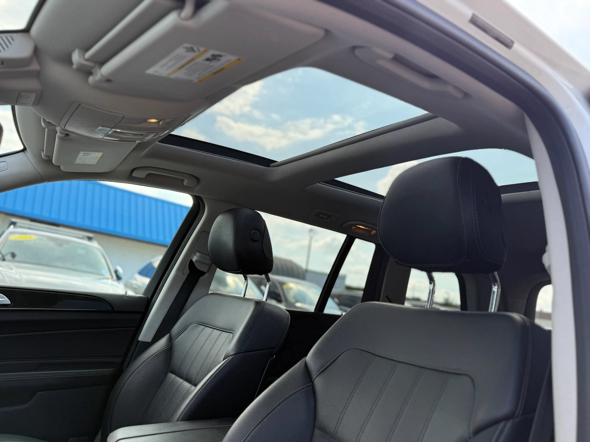 Used 2019 Mercedes-Benz GLS 450 4MATIC image 21
