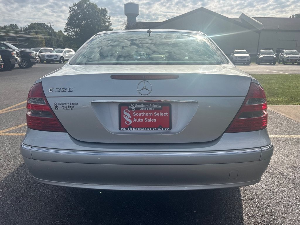 Used 2003 Mercedes-Benz E 320 Sedan image 7
