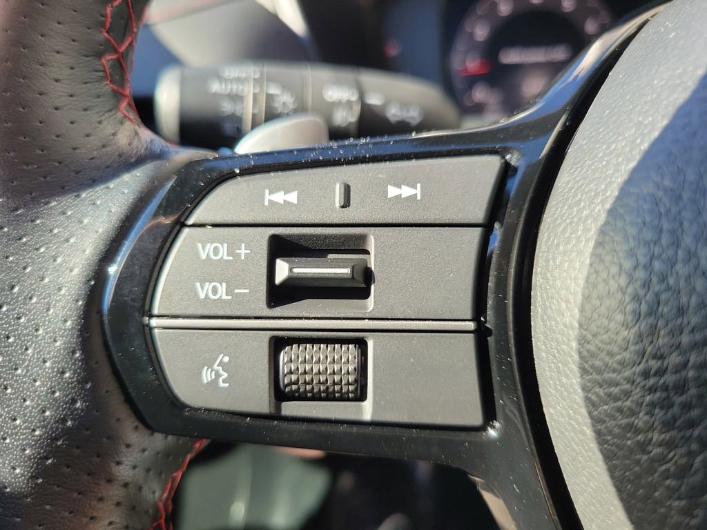 Certified 2025 Acura ADX A-Spec image 25