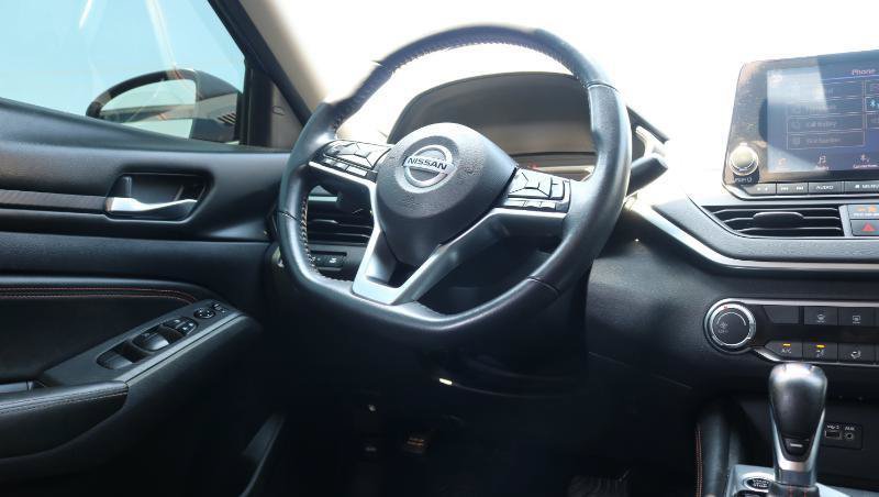 Used 2020 Nissan Altima 2.5 SR FWD image 19