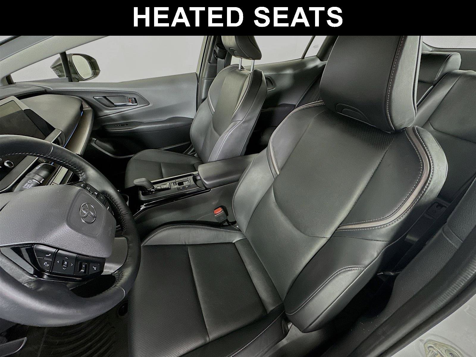 Used 2023 Toyota Prius XLE image 11