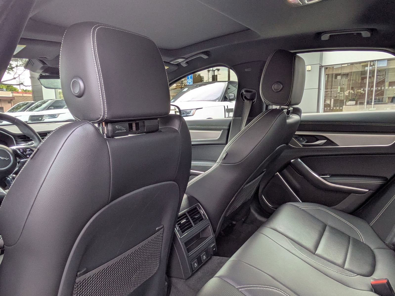 Used 2024 Jaguar XF R-Dynamic SE image 27