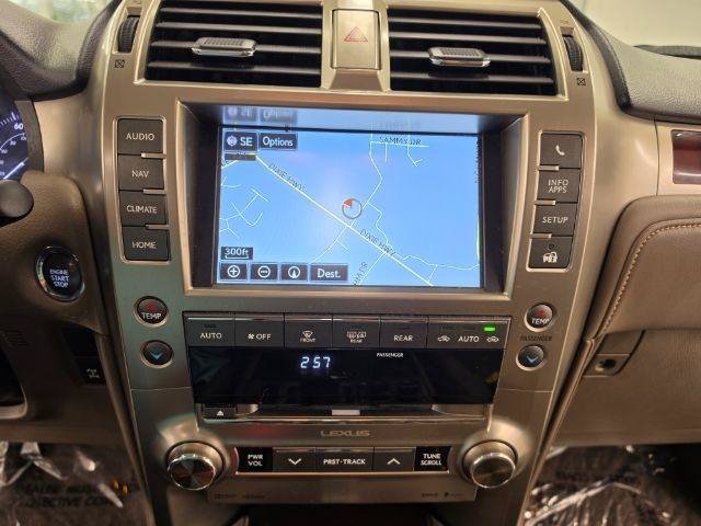 Used 2016 Lexus GX 460 w/ Premium Package AWD/4WD image 23