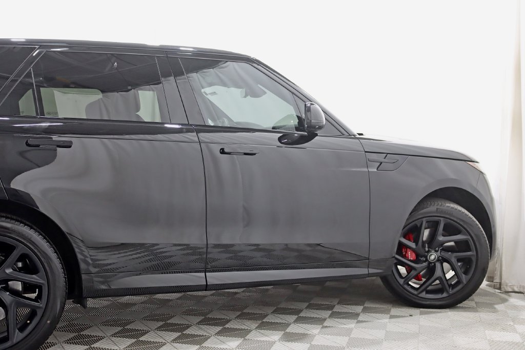 Used 2023 Land Rover Range Rover Sport SE Dynamic AWD/4WD image 10