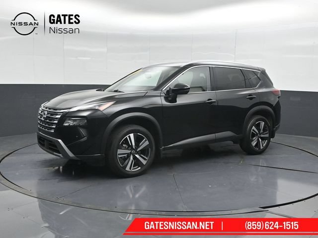 Used 2025 Nissan Rogue SL AWD/4WD image 7