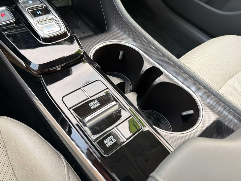 Used 2020 Hyundai Sonata SEL w/ Premium + Sunroof Package FWD image 26