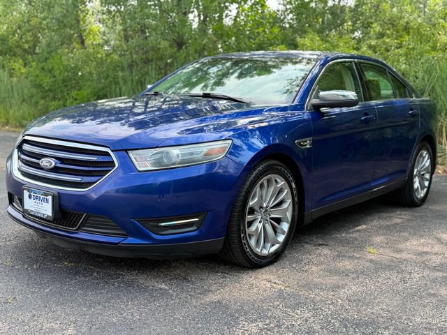 Used 2013 Ford Taurus Limited FWD image 4
