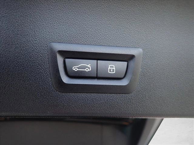 Used 2025 BMW X3 xDrive30i AWD/4WD image 9