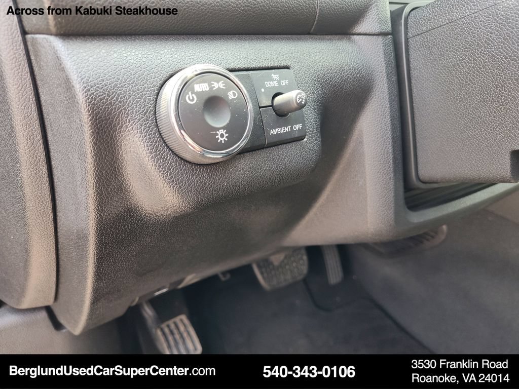 Used 2016 Buick Enclave Leather AWD/4WD image 22