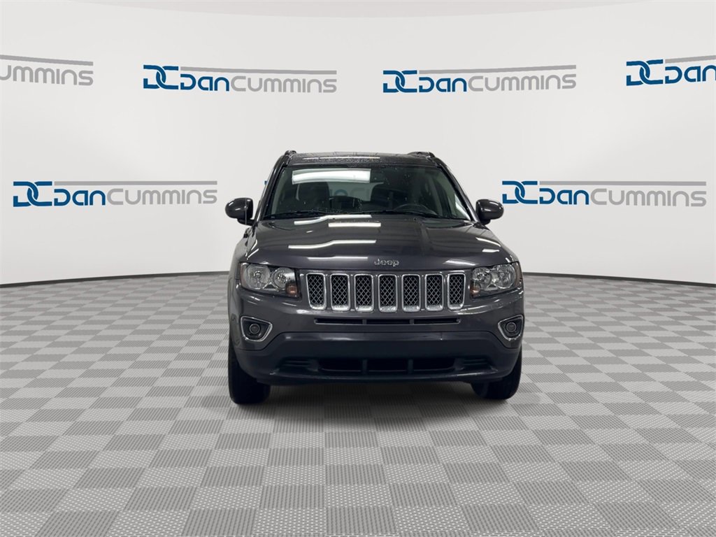 Used 2017 Jeep Compass High Altitude image 3
