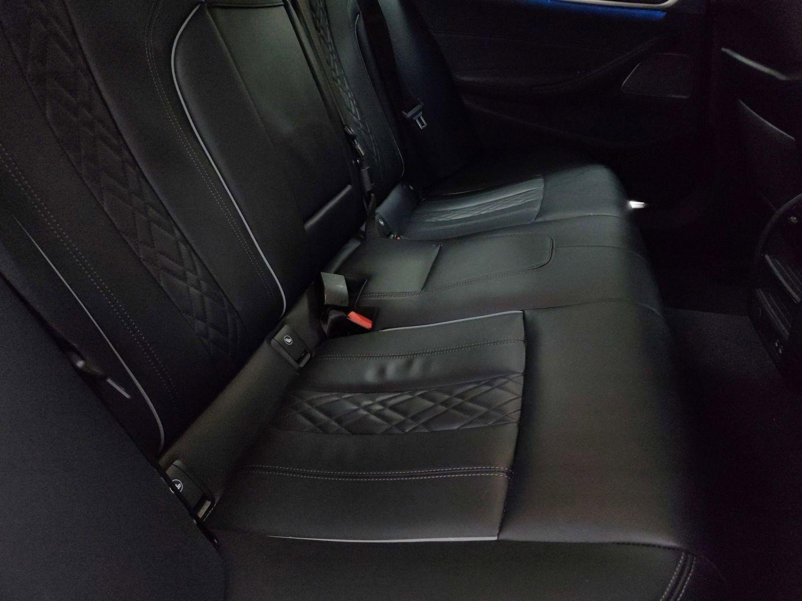 Used 2023 BMW 530e xDrive 530e xDrive w/ Premium Package image 23