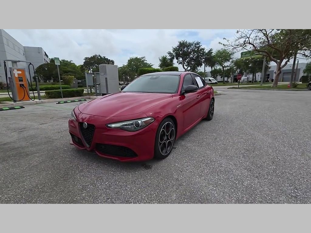 Used 2023 Alfa Romeo Giulia Veloce image 49