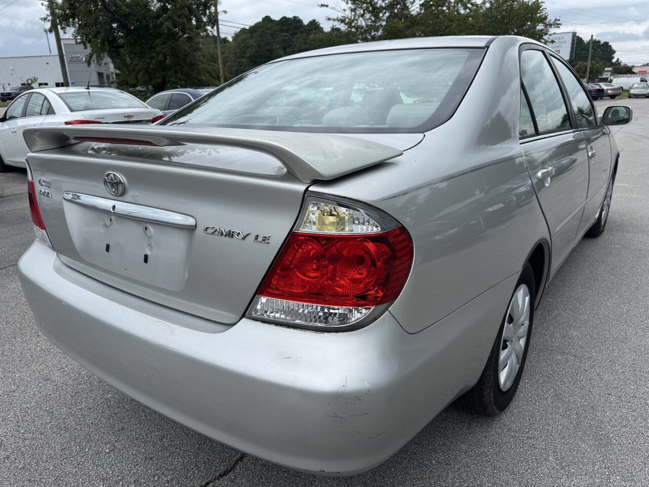 Used 2005 Toyota Camry LE image 6