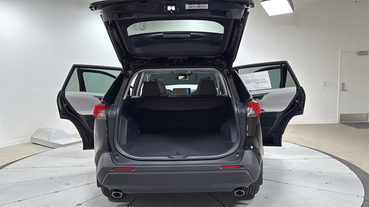 New 2025 Toyota RAV4 XLE image 16