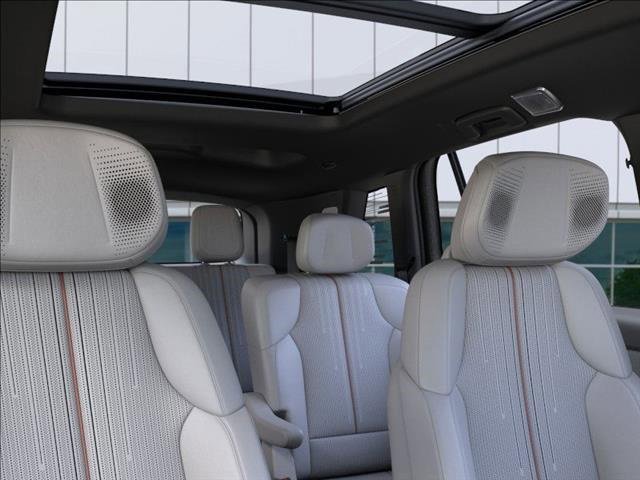 New 2026 Cadillac Vistiq Sport w/ LPO, Floor Liner Package image 24