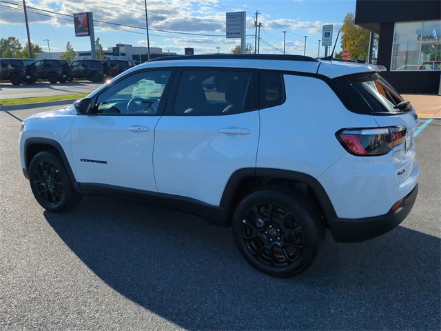 New 2026 Jeep Compass Latitude w/ Quick Order Package 29K image 6
