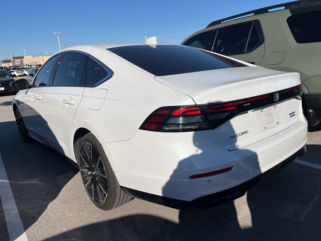Certified 2023 Honda Accord Touring image 4