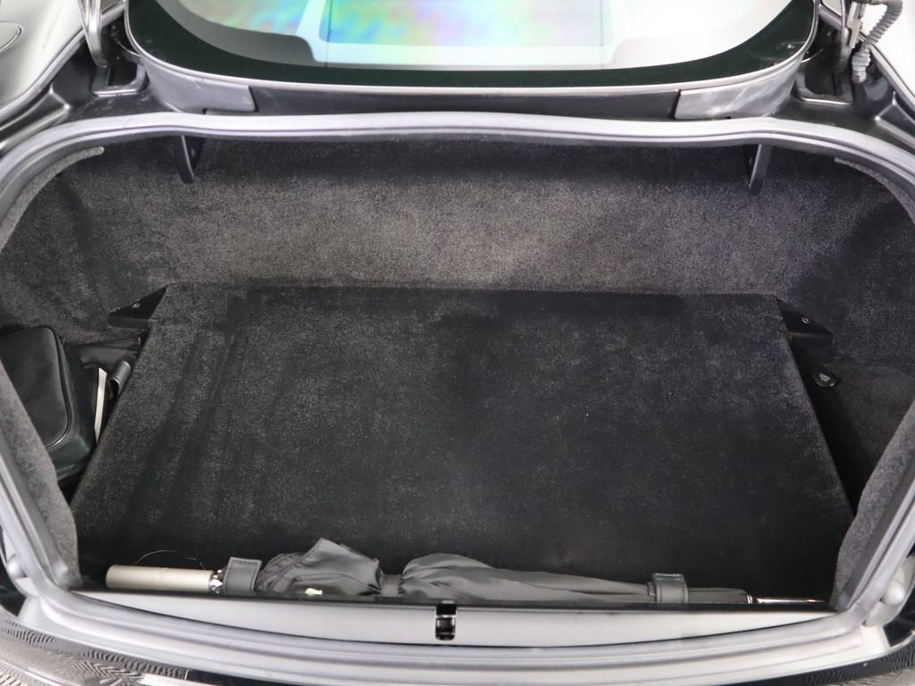 Used 2015 Aston Martin Vanquish Coupe image 27