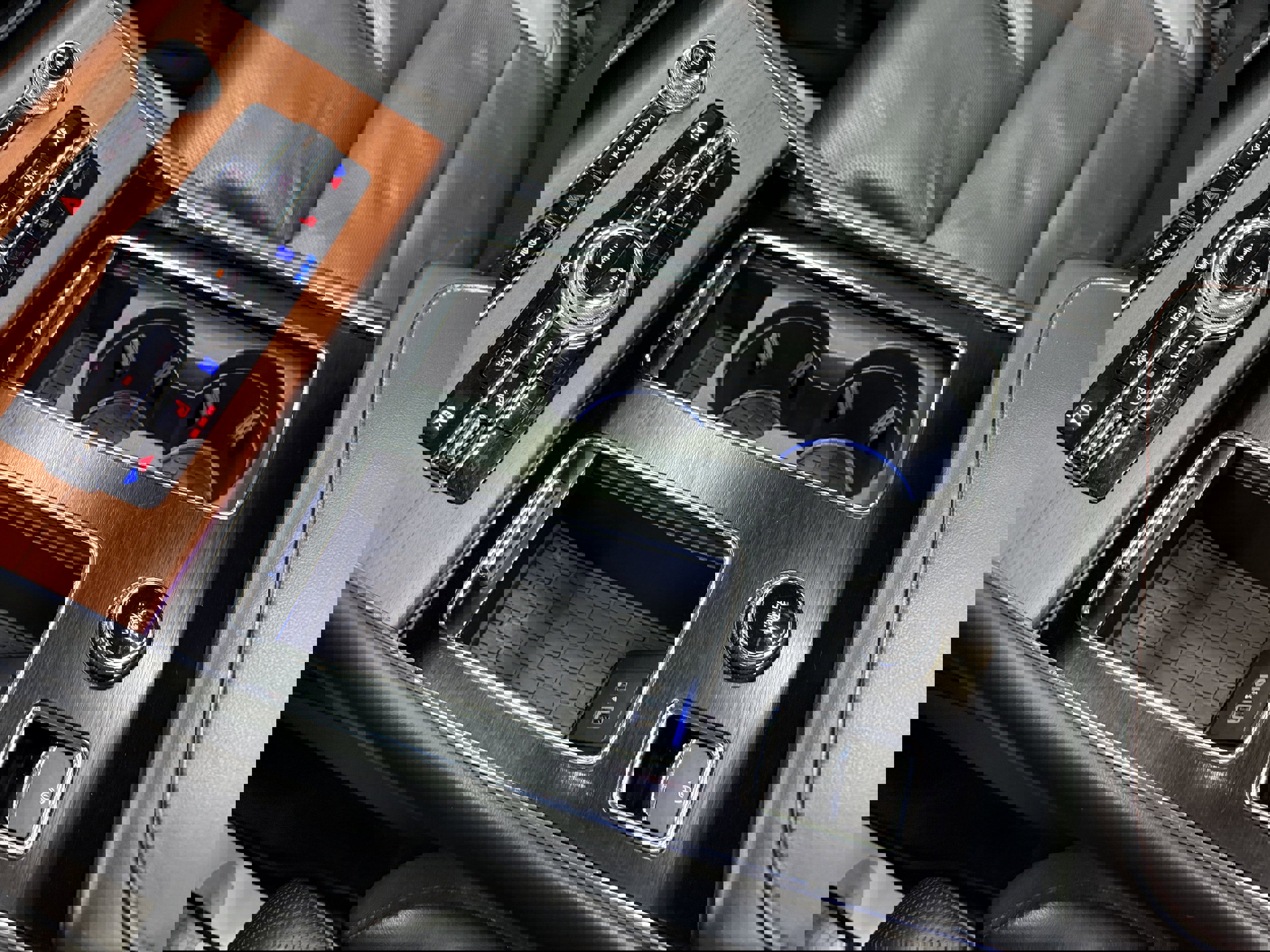 Used 2020 Lincoln Aviator Reserve w/ Equipment Group 201A image 20