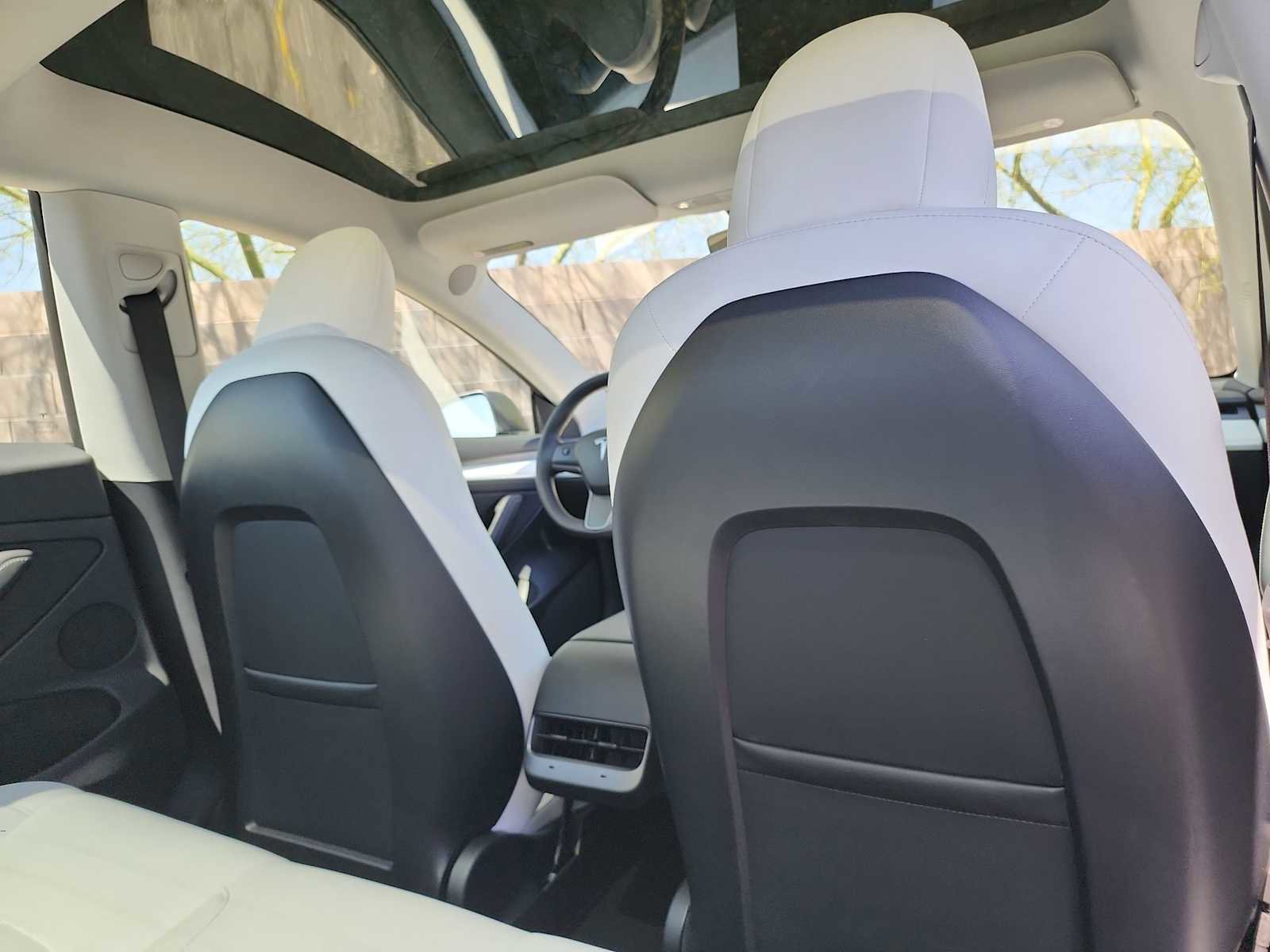 Used 2022 Tesla Model 3 Performance image 16