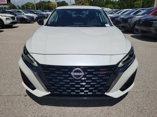 Certified 2025 Nissan Altima 2.5 SR FWD image 7