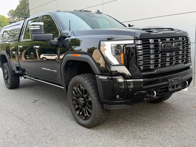 Used 2025 GMC Sierra 3500 Denali Ultimate AWD/4WD image 6