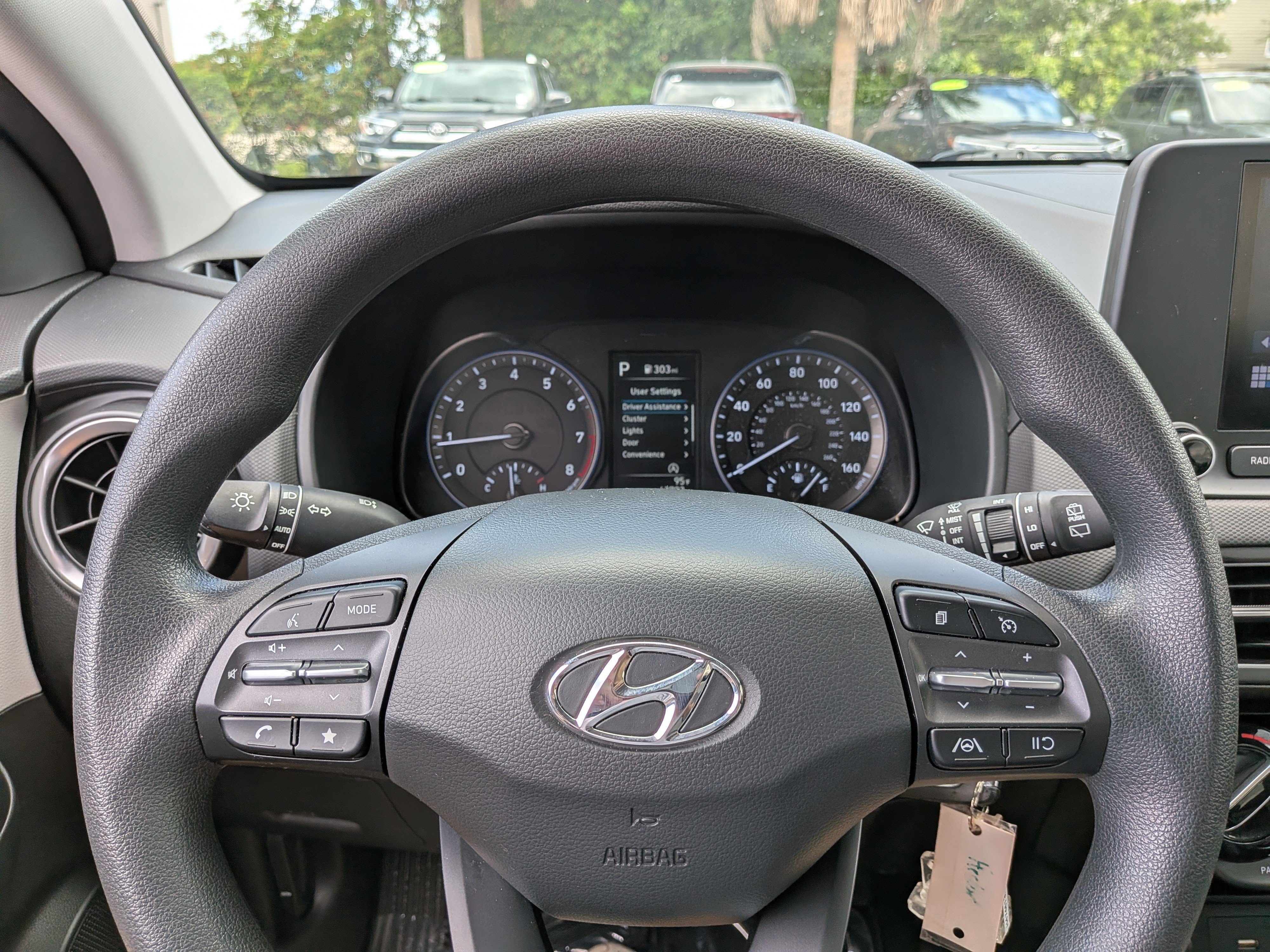 Used 2022 Hyundai Kona SE FWD image 25