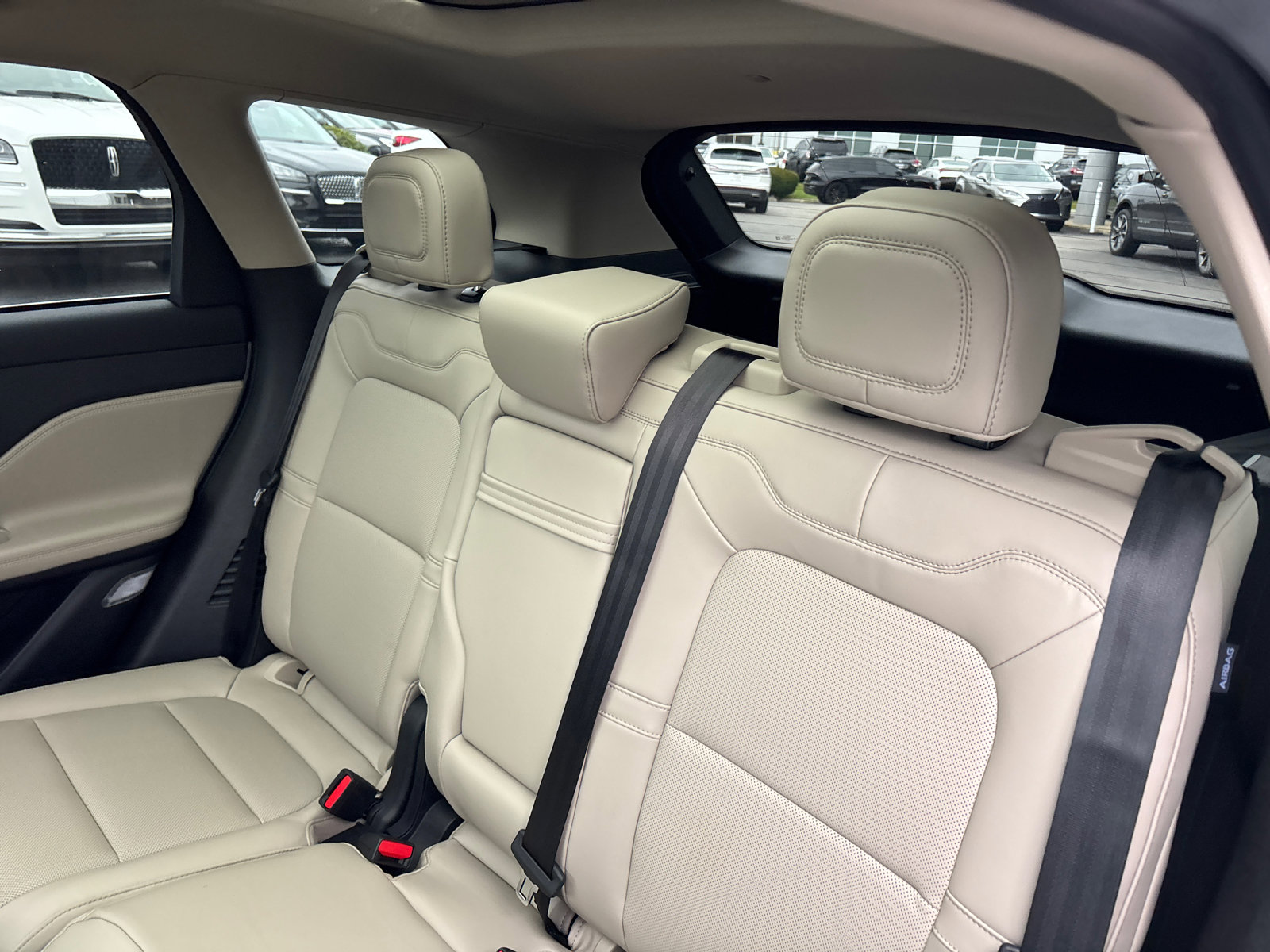 New 2026 Lincoln Corsair Premiere image 27