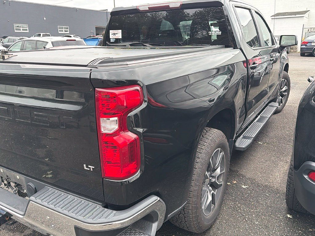 Used 2021 Chevrolet Silverado 1500 LT w/ Z71 Off-Road Package AWD/4WD image 7