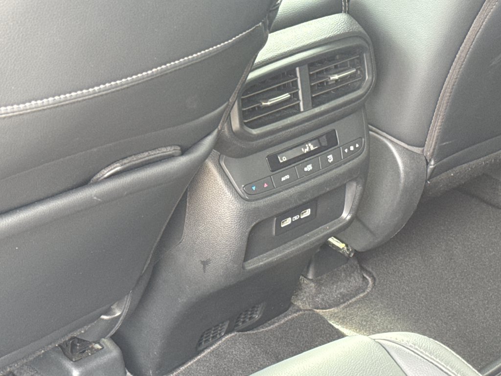 Used 2023 Honda Pilot EX-L image 38