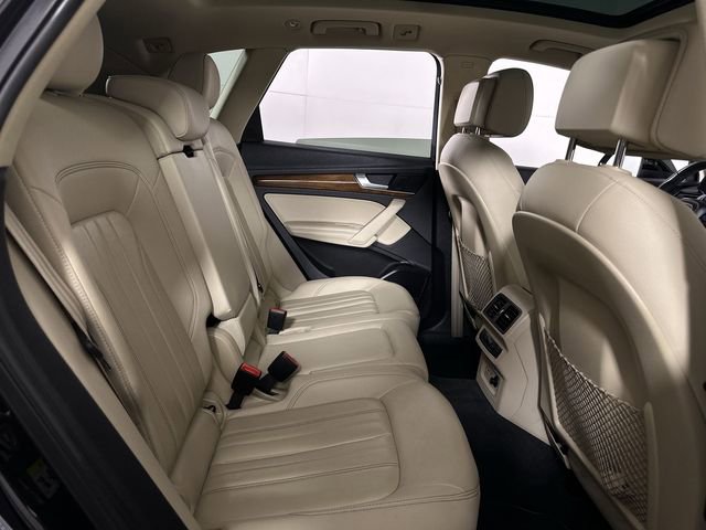 Used 2022 Audi Q5 2.0T Premium Plus w/ Premium Plus Package image 28