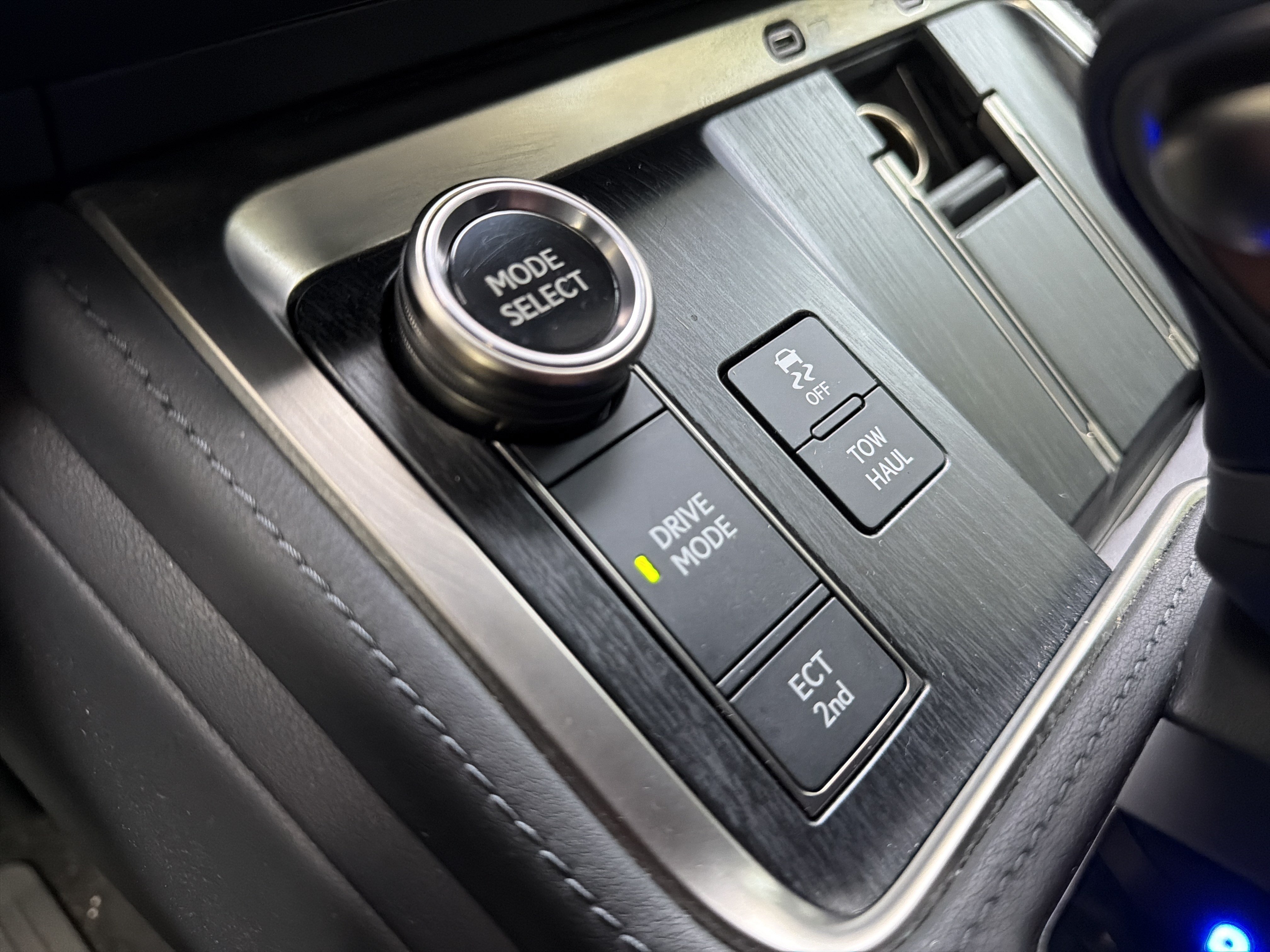 Certified 2024 Lexus GX 550 w/ Accessory Package (Z1) AWD/4WD image 26