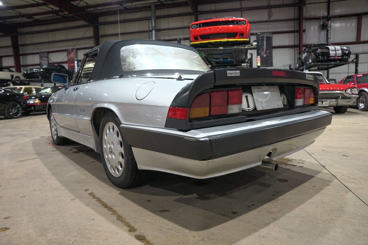 Used 1987 Alfa Romeo Spider Quadrifoglio image 4