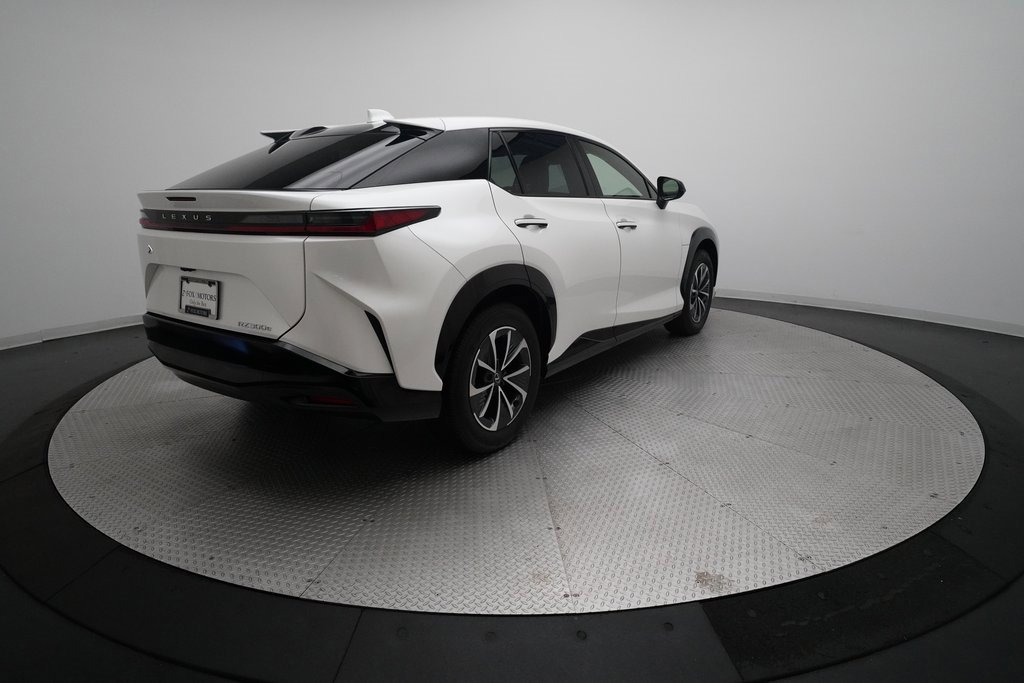 Used 2025 Lexus RZ 300e image 34