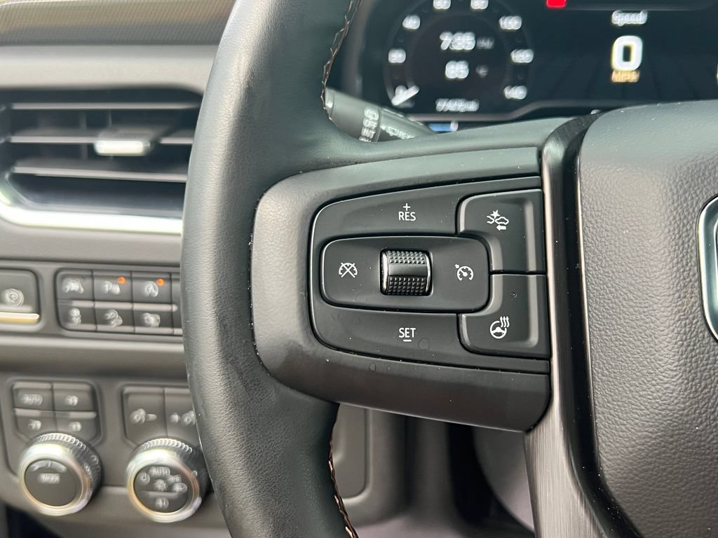 Used 2023 GMC Yukon AT4 w/ AT4 Premium Package AWD/4WD image 28