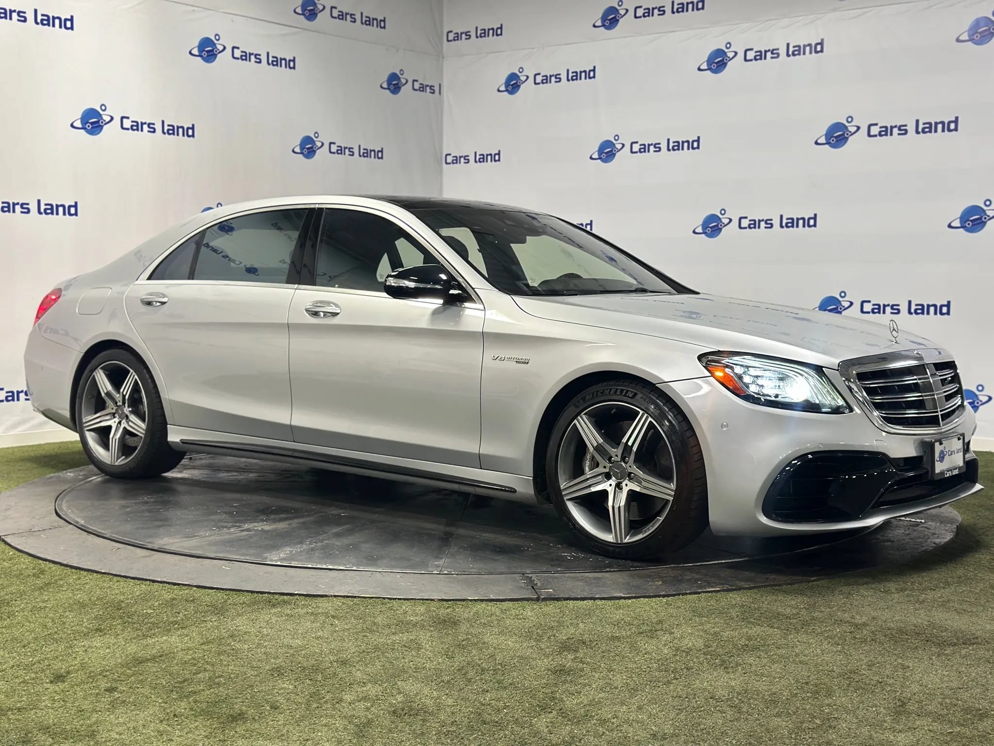 Used 2019 Mercedes-Benz S 63 AMG S 4MATIC Sedan image 2