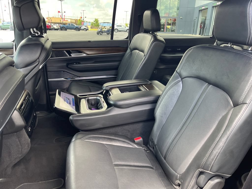 Used 2024 Jeep Grand Wagoneer L 4WD image 14