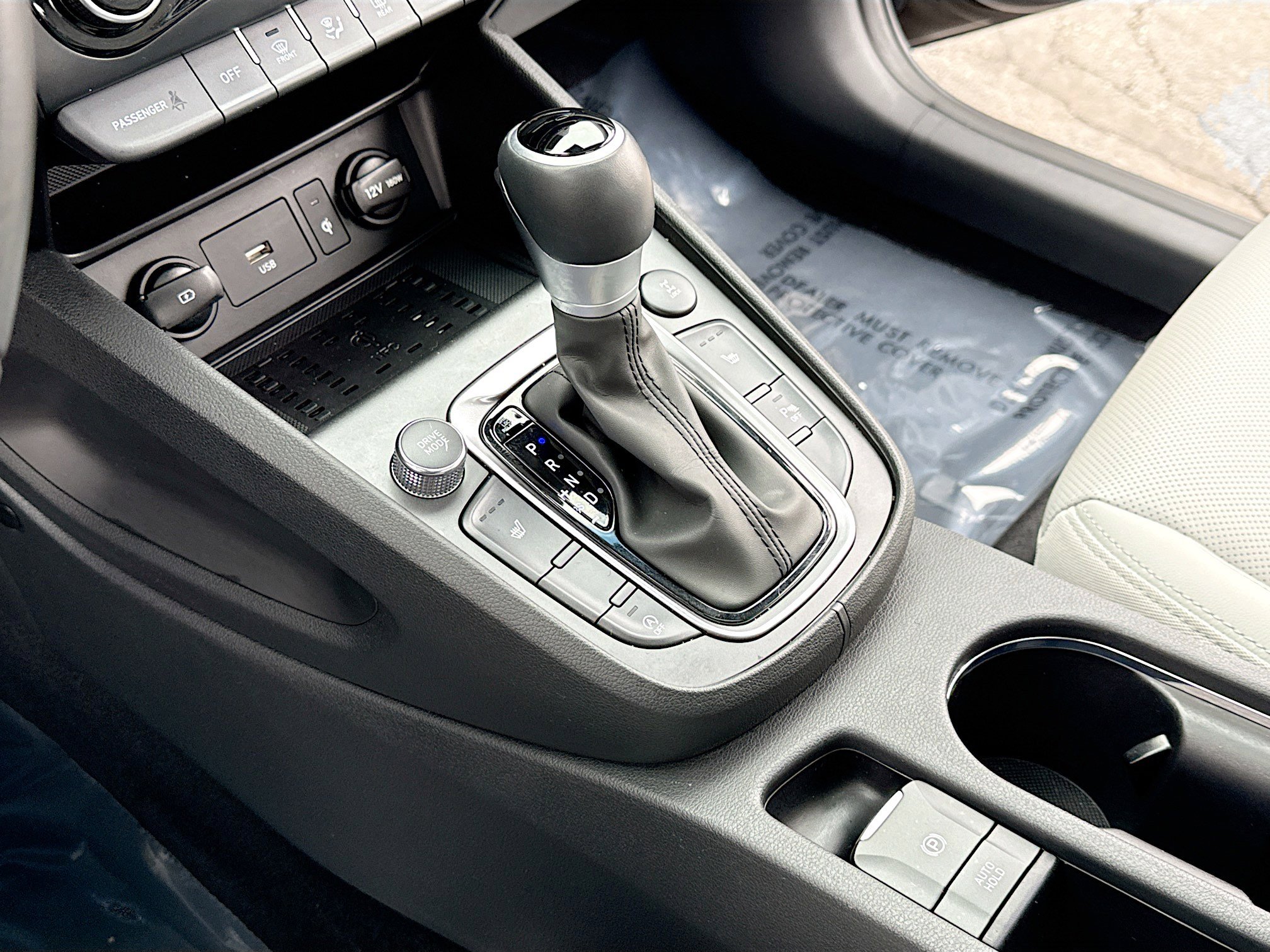 Certified 2023 Hyundai Kona Limited w/ Cargo Package image 12