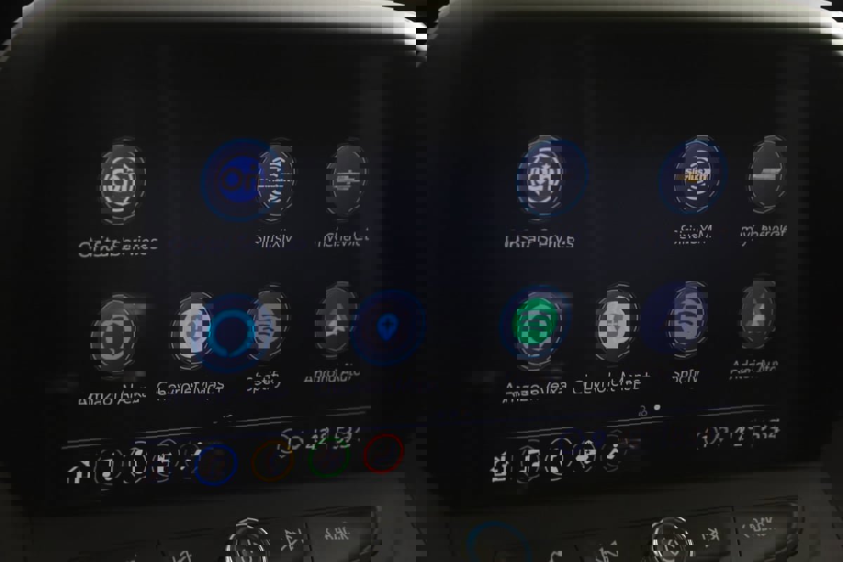 Used 2022 Chevrolet Camaro SS image 36