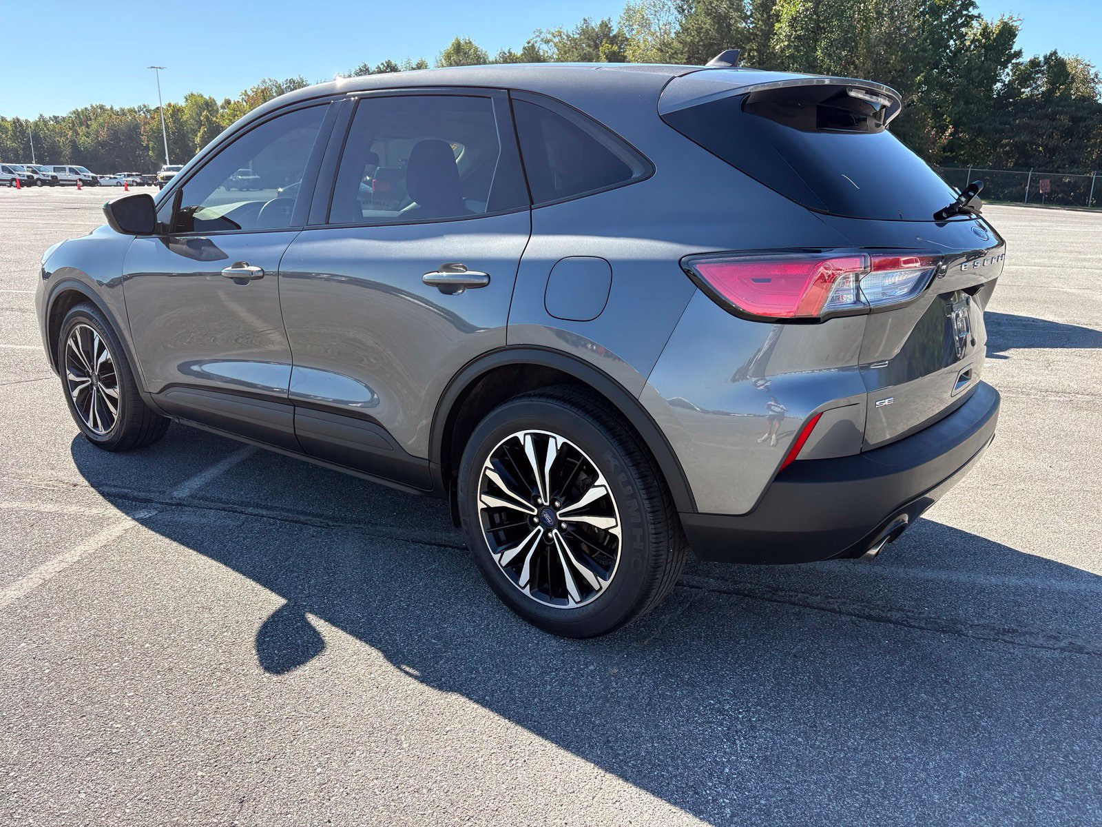 Used 2022 Ford Escape SE w/ SE Sport Appearance Package FWD image 7