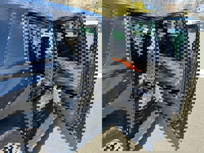 Used 2020 Cadillac Escalade ESV Premium Luxury image 55