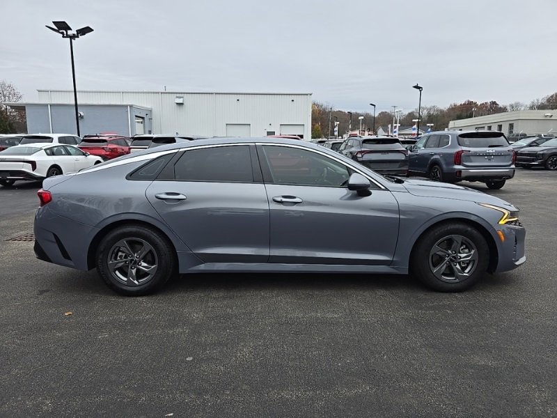 Used 2023 Kia K5 LXS image 8