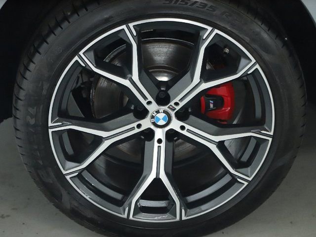 Used 2024 BMW X5 xDrive40i w/ Executive Package AWD/4WD image 14