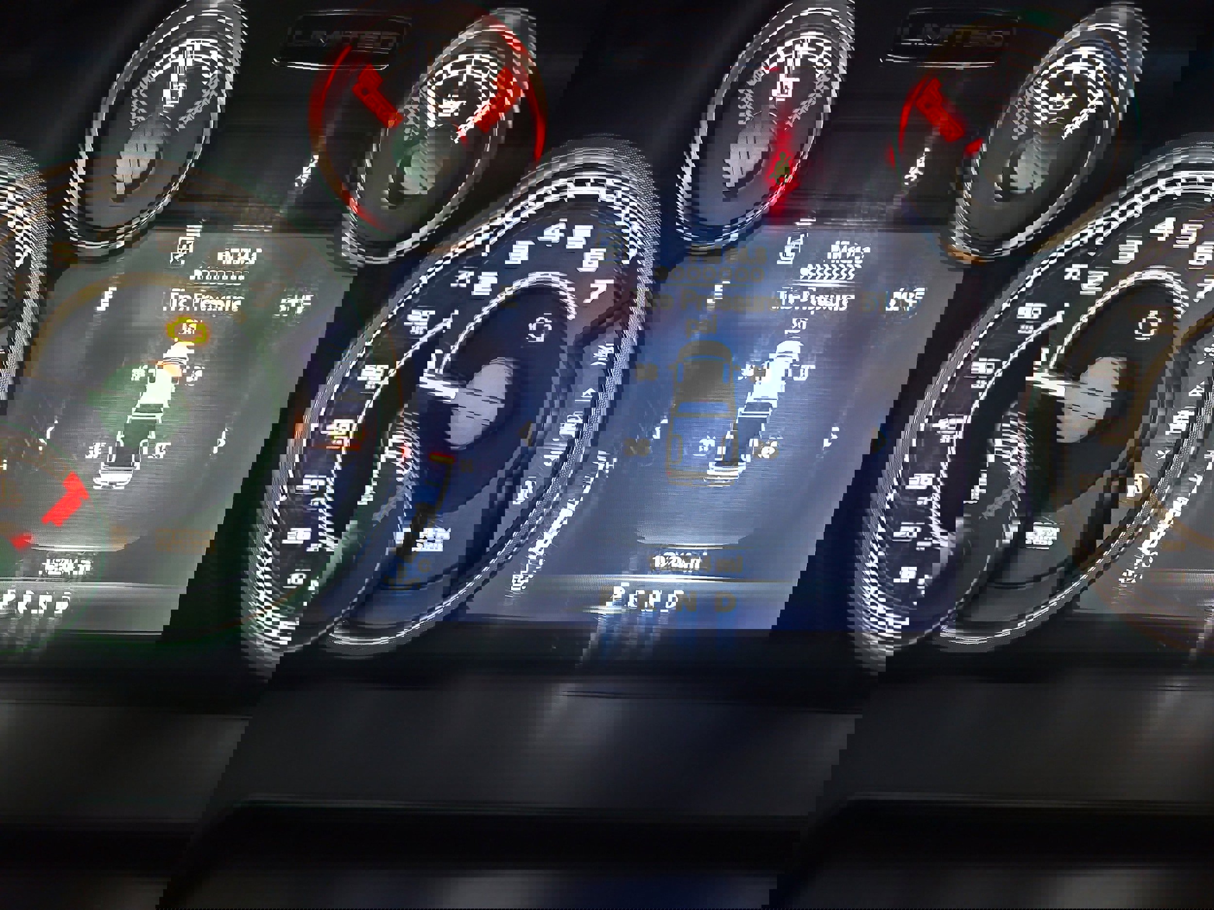 Used 2013 RAM 1500 Limited image 12