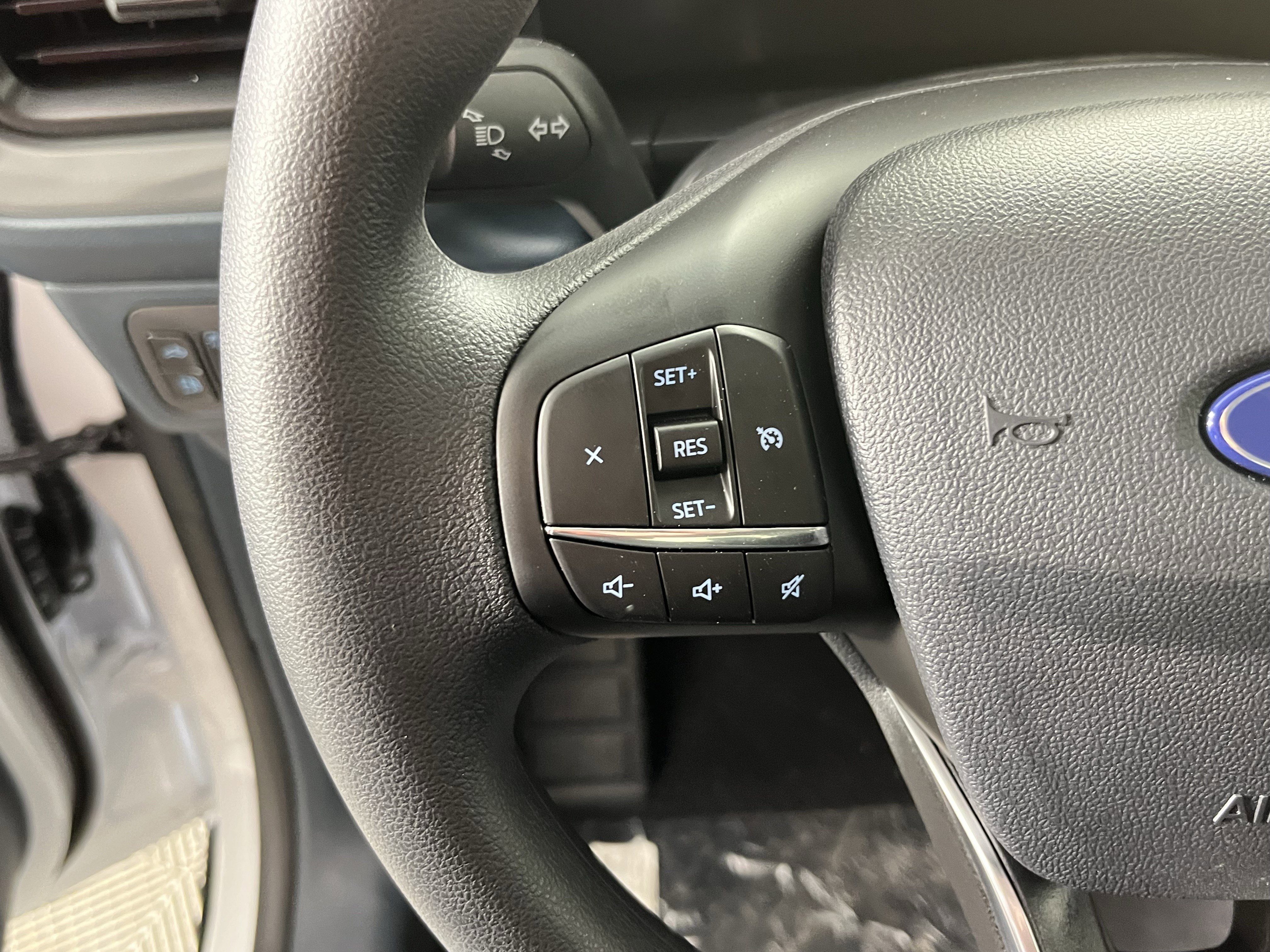 New 2025 Ford Maverick XL w/ Equipment Group 101A image 19